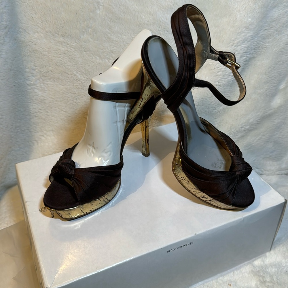 Guess heels